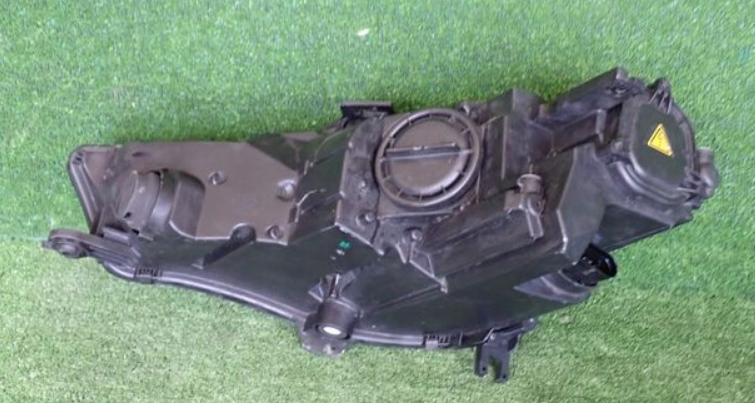 audi a4 svetlo xenon led 2015-19 - 2