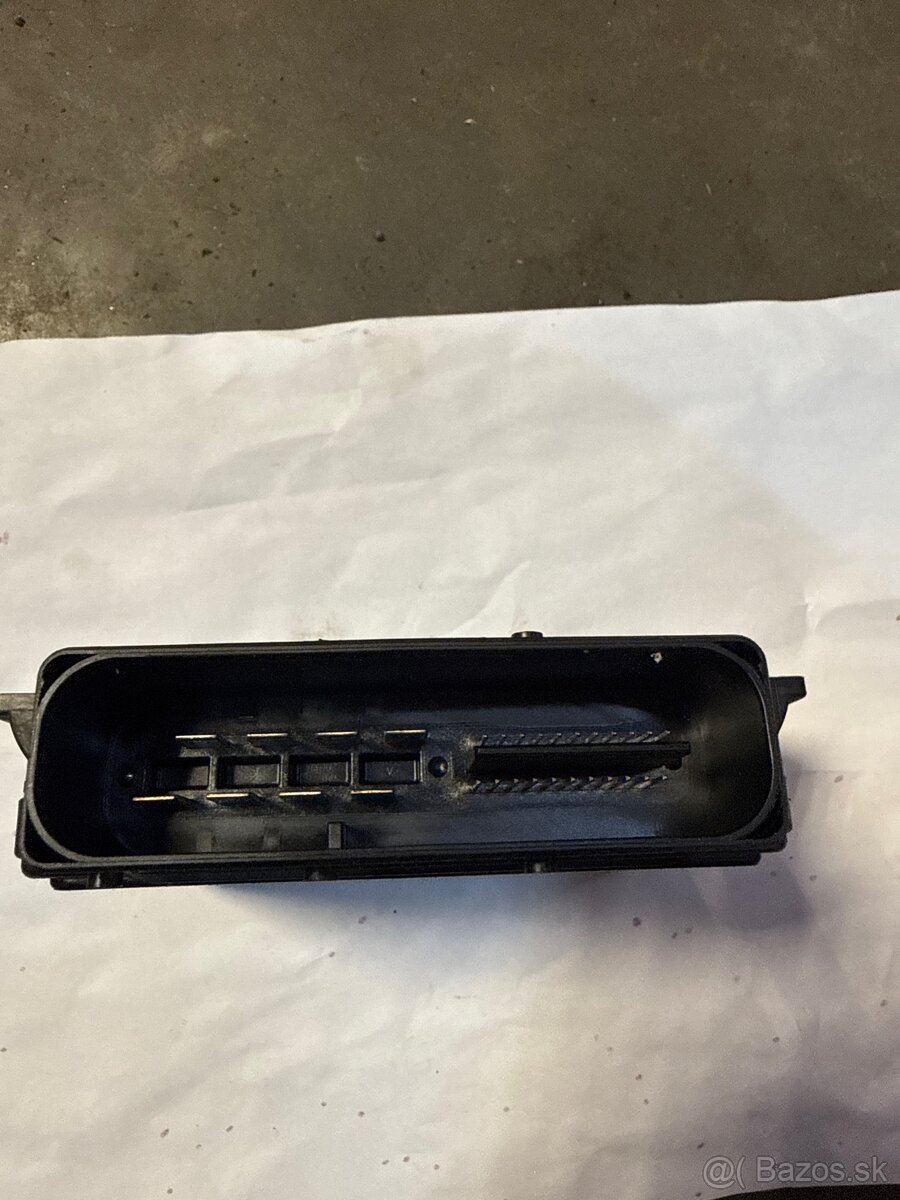 RJ ručnej brzdy Audi A8 D3 4E0 907 801 - 2