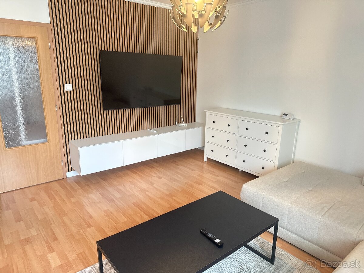 Prenájom moderného, zariadeného 3-izbového bytu Južná ul. - 2