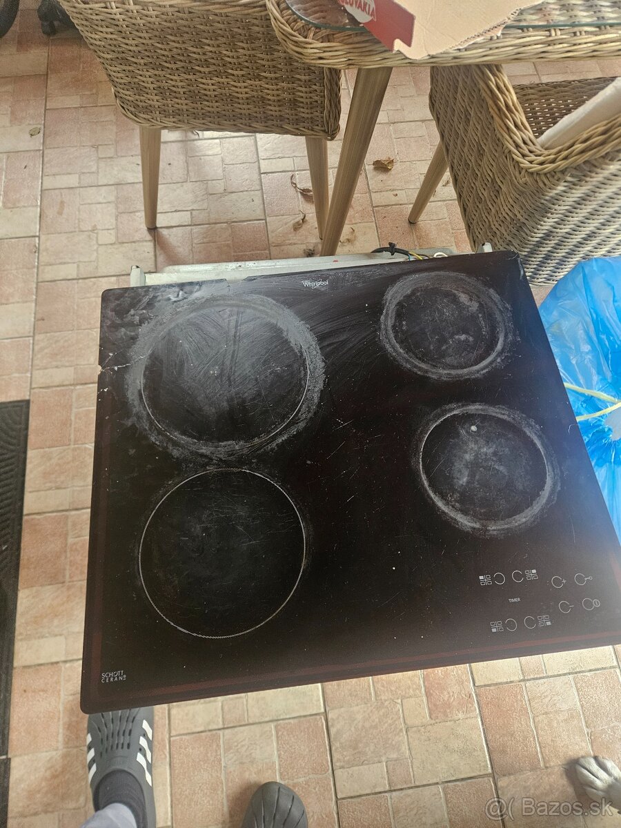 Varná doska Whirpool plne funkčná puknutá - 2