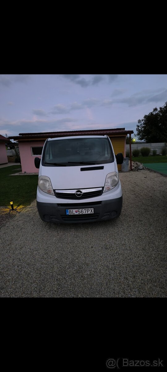 Predám Opel vivaro 2.0 cdti - 2