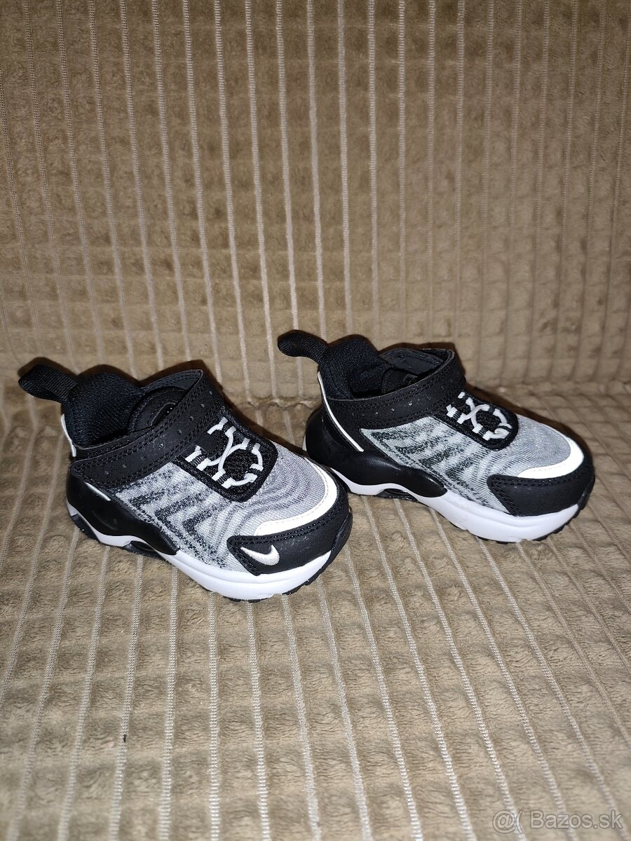 Nové botasky, tenisky Nike č.21 - 2