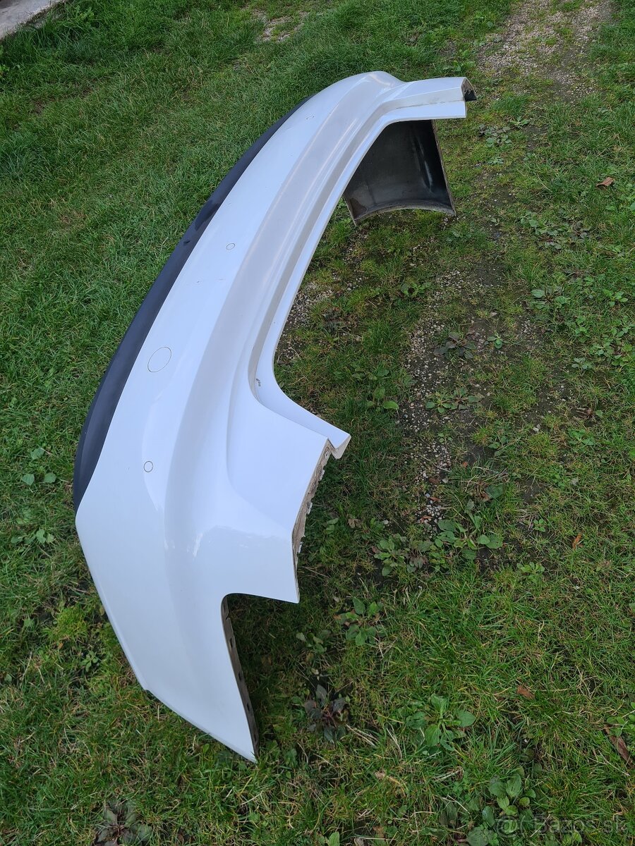 Zadny naraznik Audi A6 C7 sedan - 2