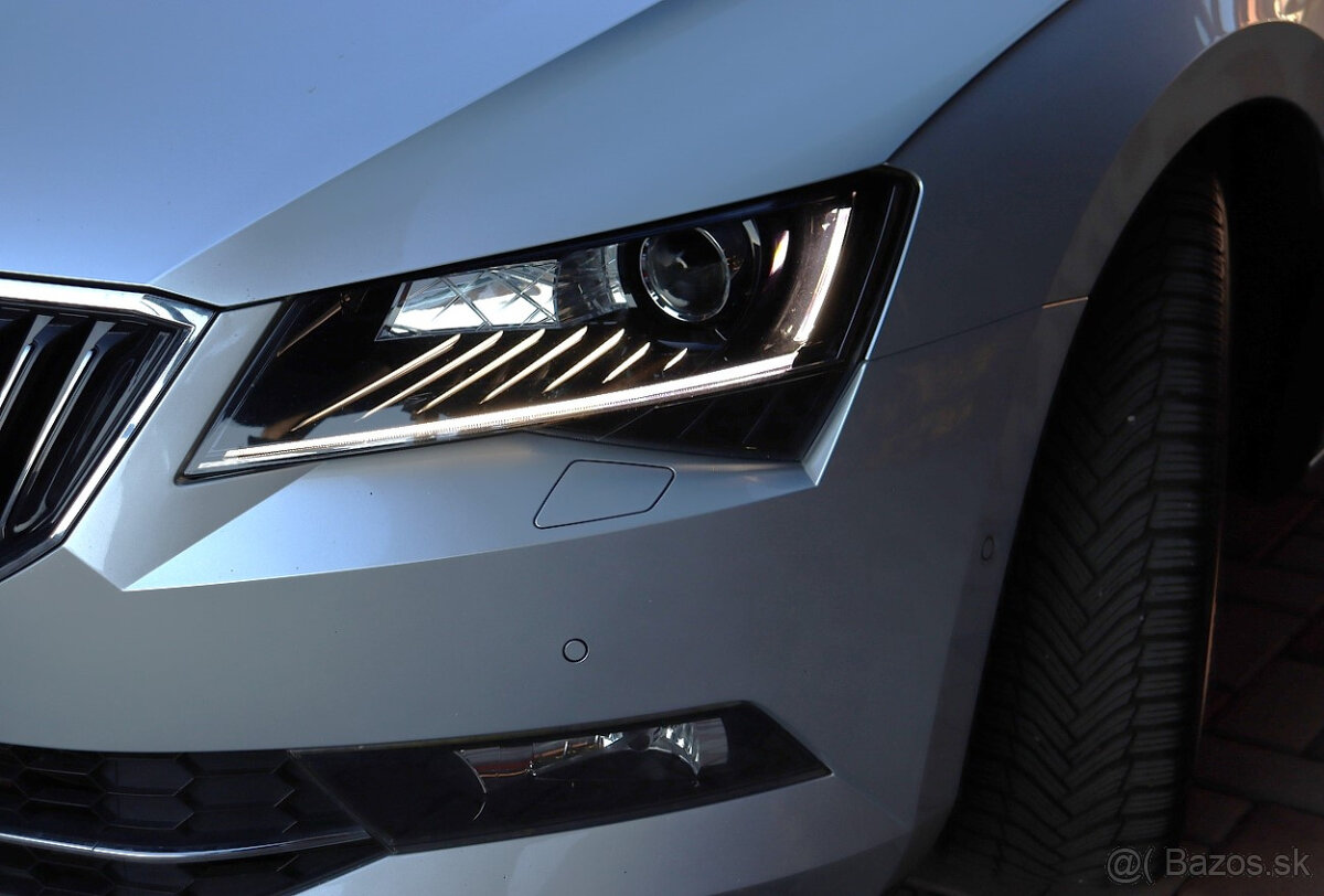 Superb Combi 1.5 TSI/Benzín Style DSG7 - 2