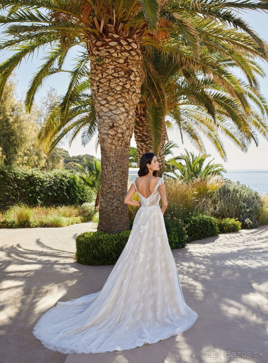 Krajkové svadobné šaty - 2