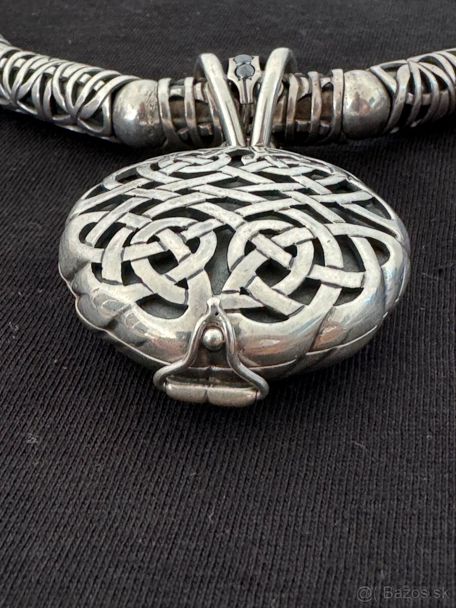 Strieborný náhrdelník s otváracím medailónom, zákaz. výroba - 2