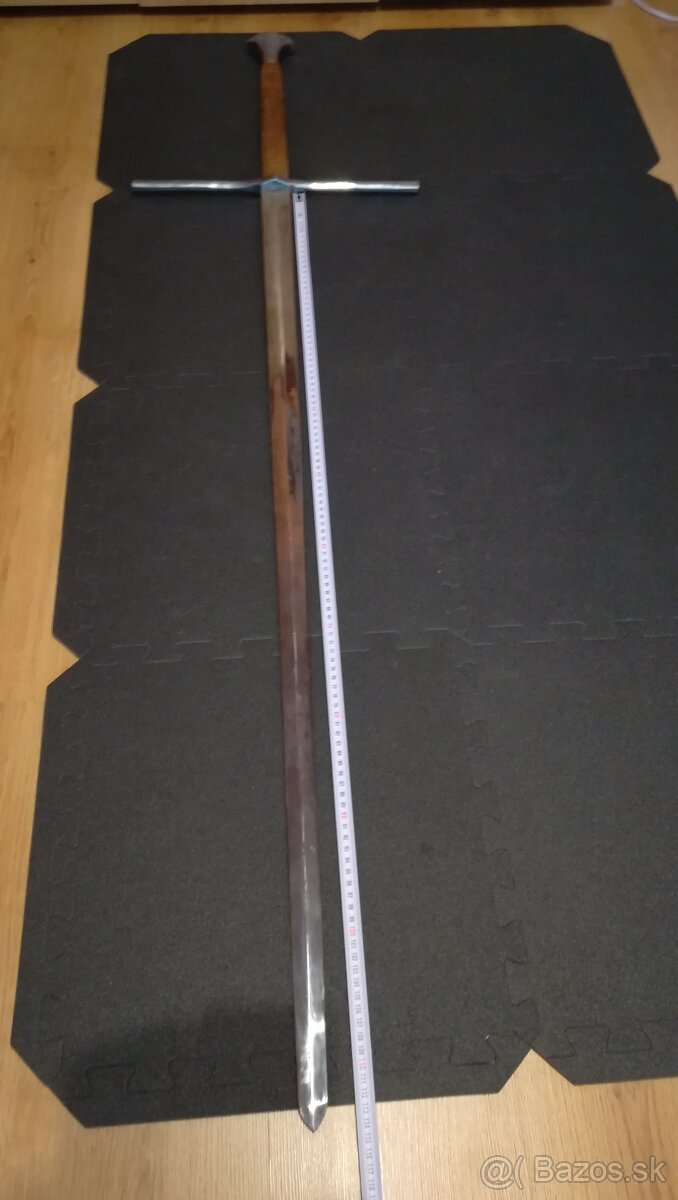 Dvojročný meč - 2