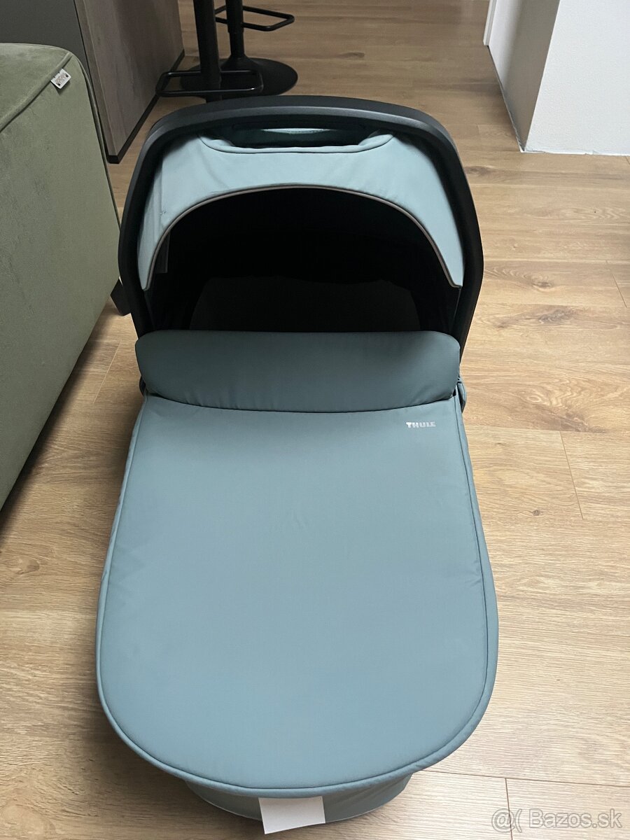 Thule Urban Glide vanička s príslušenstvom - 2