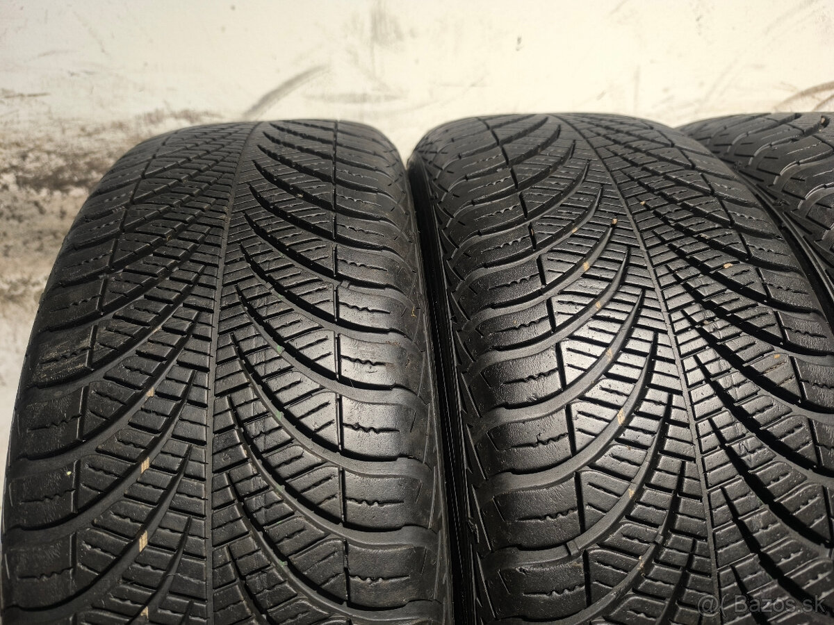 205/55 R16 Celoročné pneumatiky Goodyear 4 Season 4 kusy - 2