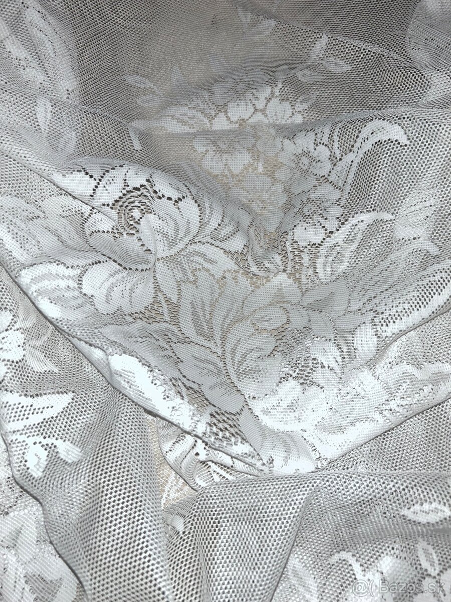 Zaclony a zavesy - 2