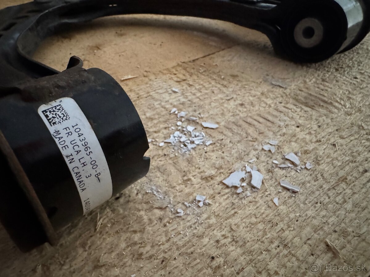 🛞 Predám ramená + tyčky stabilizátora Tesla Model S (P100D - 2