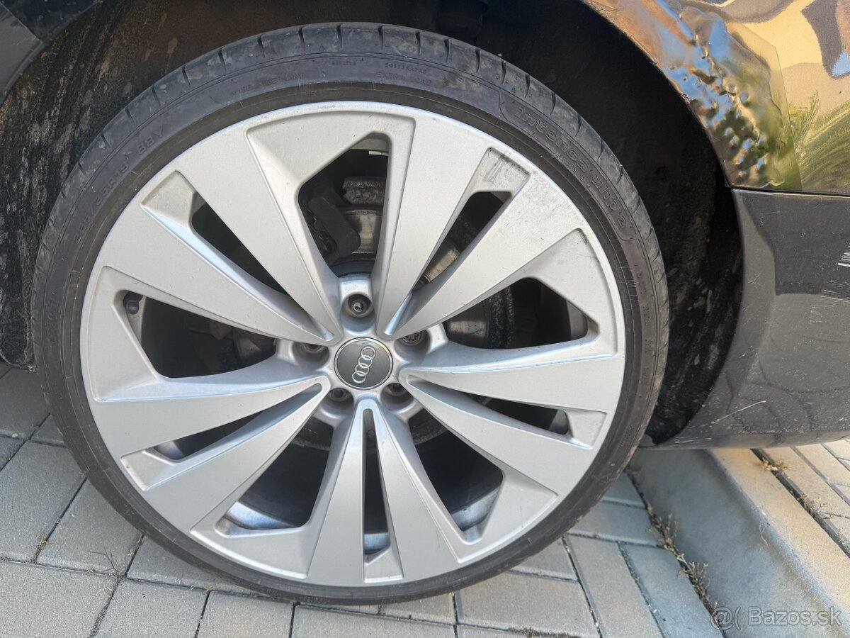 Predam original disky Audi q8 r19 - 2