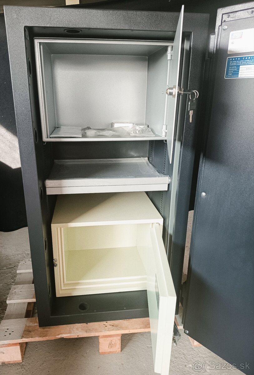 Trezor Chubbsafes - 2