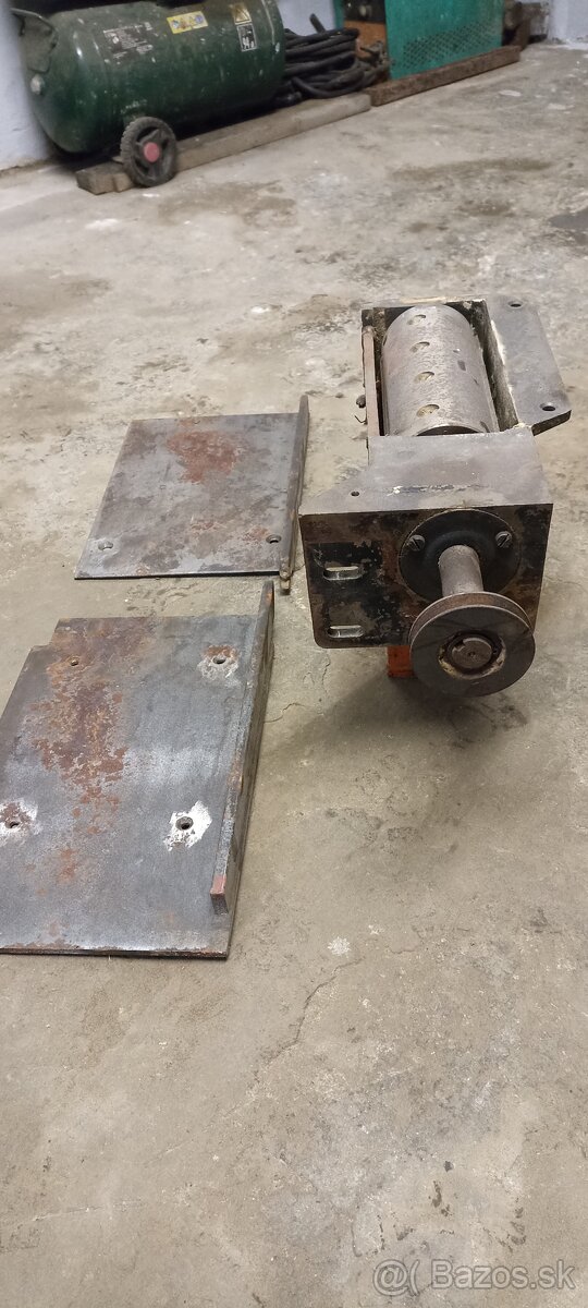 Hoblovací valec - 2