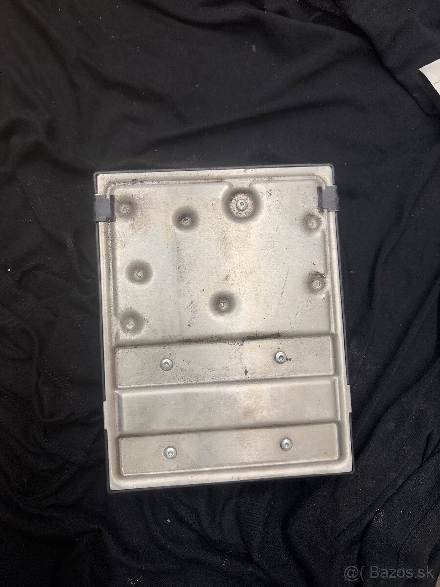 Riadiaca jednotka palubnej siete - 2