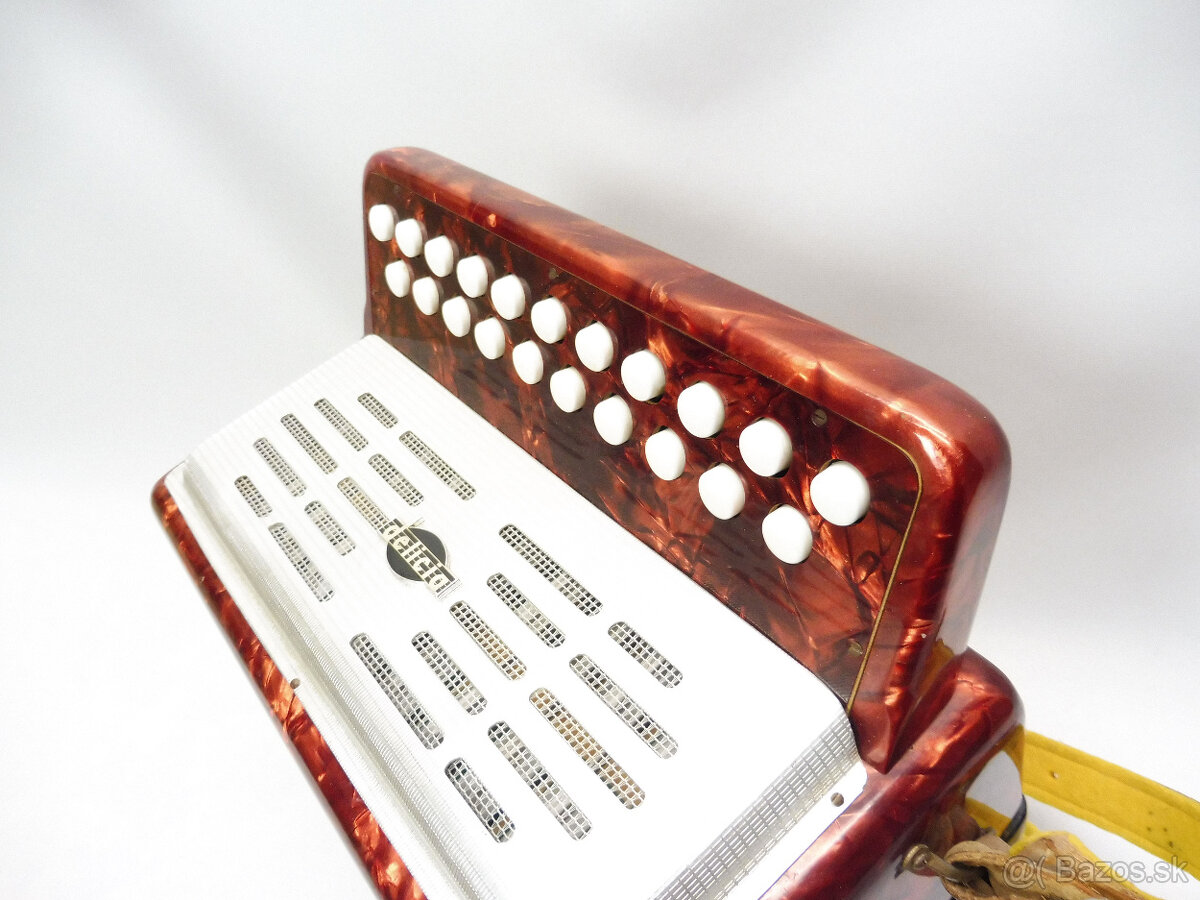 Predám heligónku Delicia Populár C,F - 2