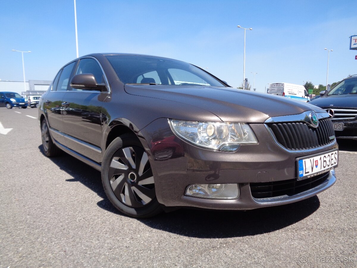 Škoda Superb 1.6 TDI Elegance - 2