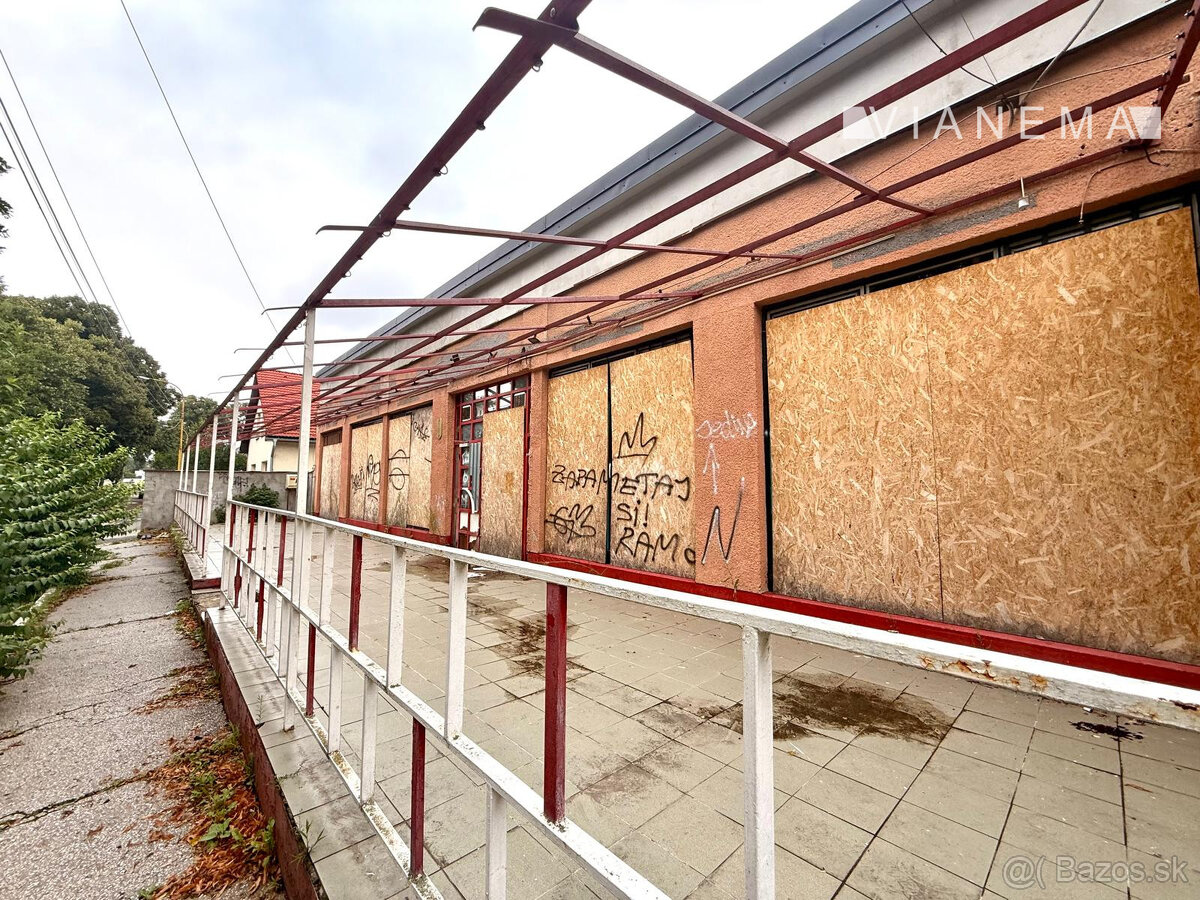 NA PREDAJ Budova služieb a obchodu Trebišov MOŽNÁ DOHODA - 2