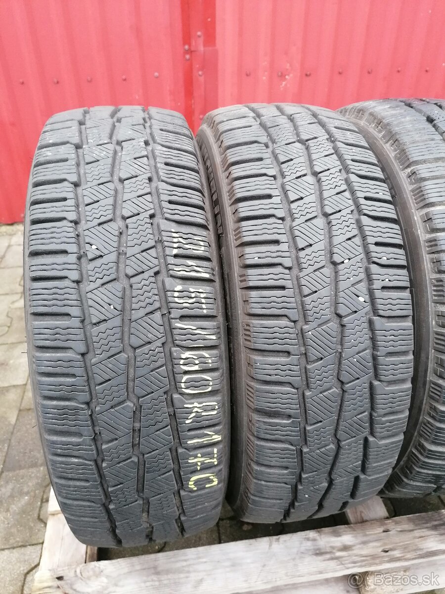 Zimne 215/60R17 C Michelin - 2