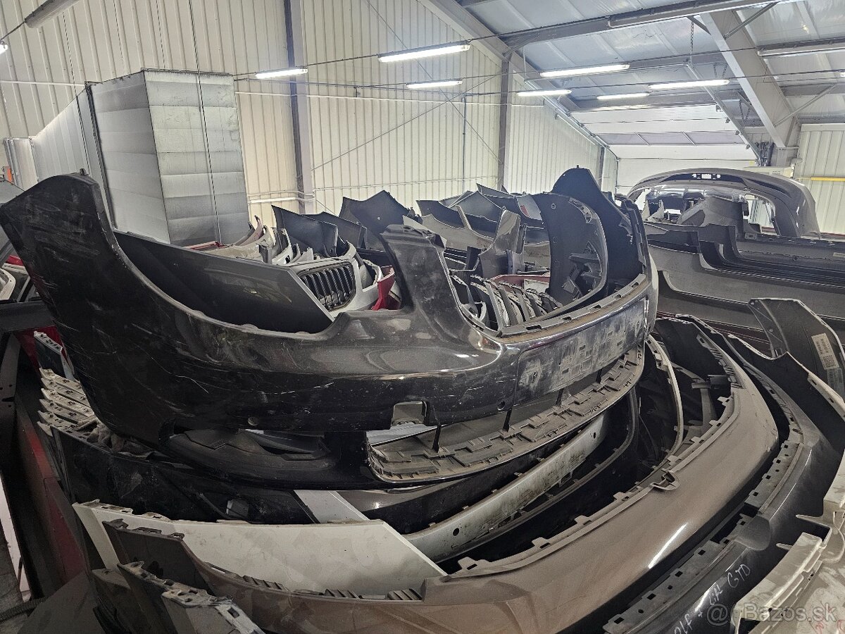 Superb II 2 kapota,naraznik xenon lavy - 2