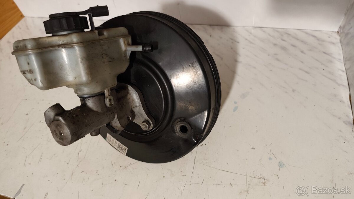 Posilňovač Škoda Superb 2 - 2