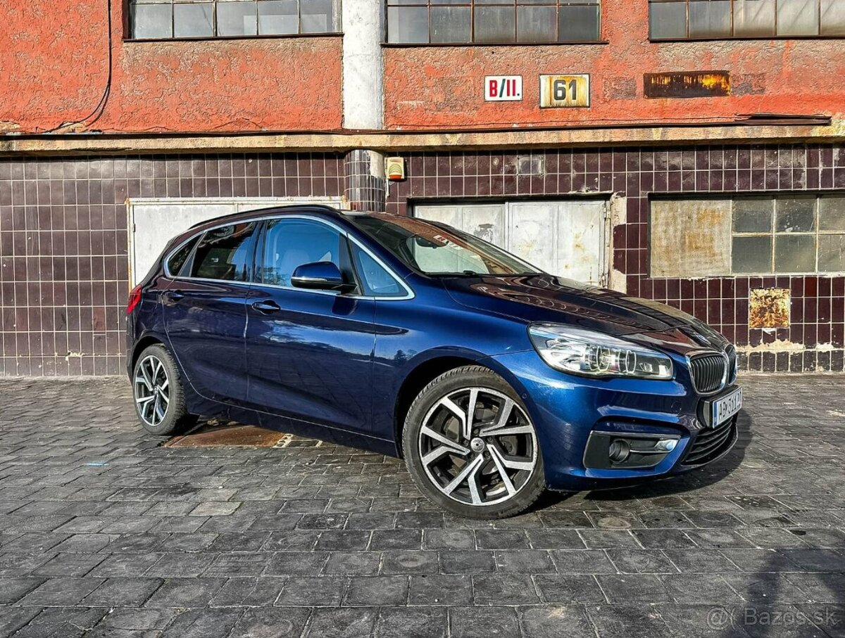 BMW Rad 2 Active Tourer 2 218d Luxury Line A/T - 2