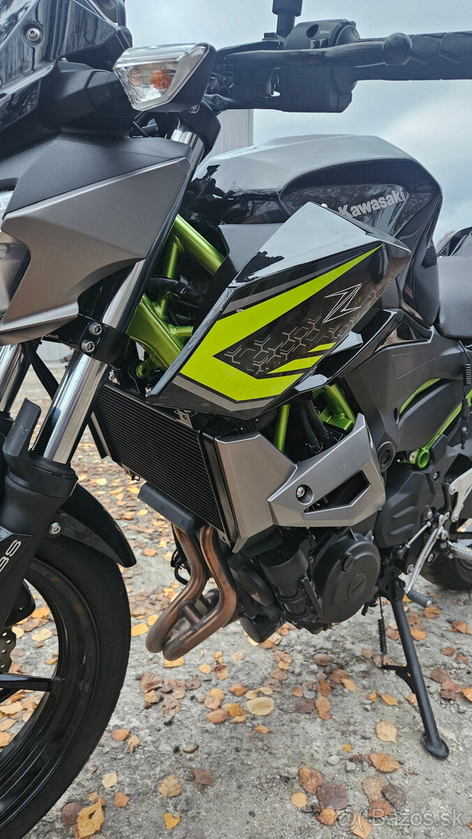 Kawasaki Z400 - 2