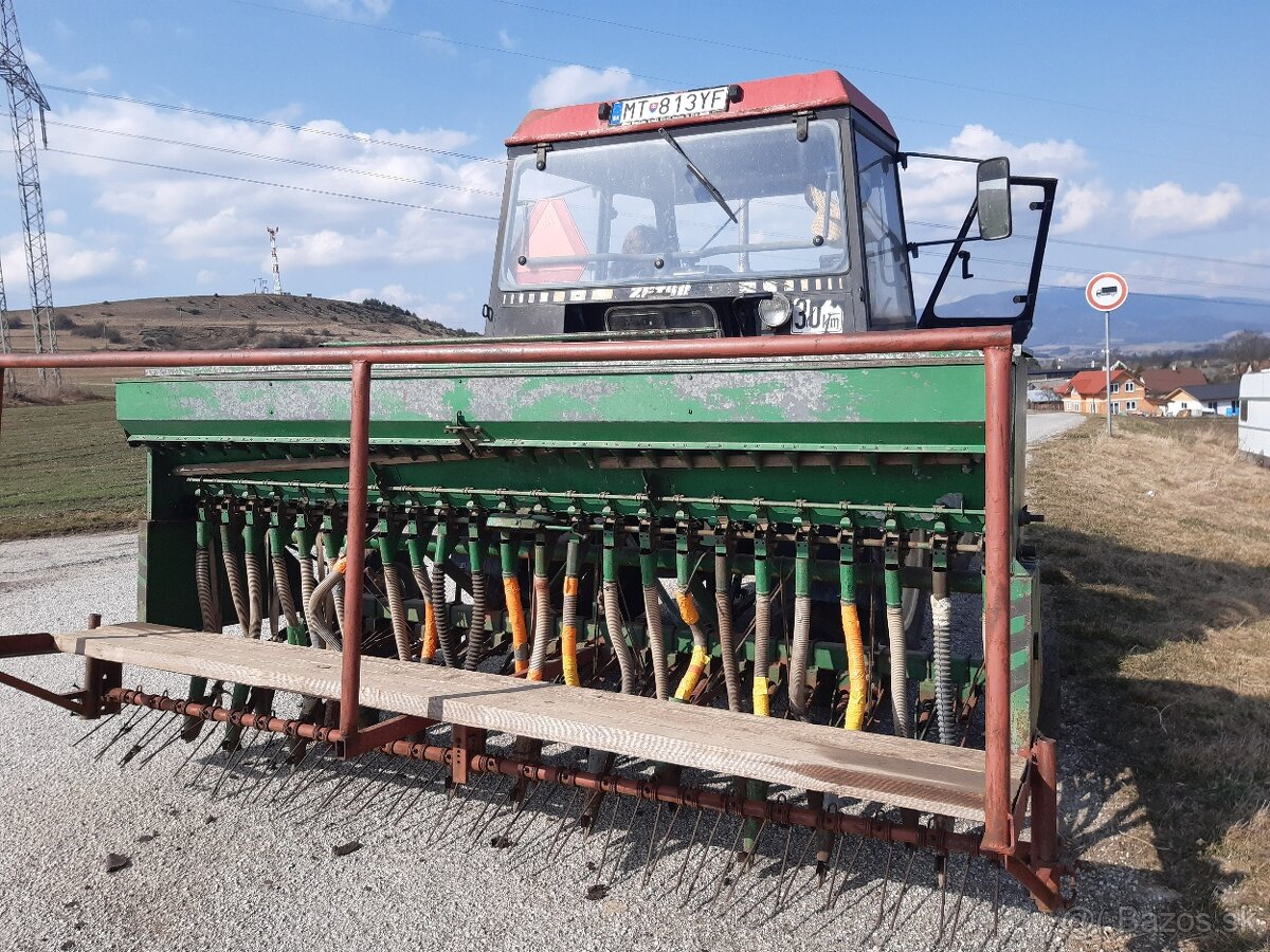 Predám sejačku pneusej - 2