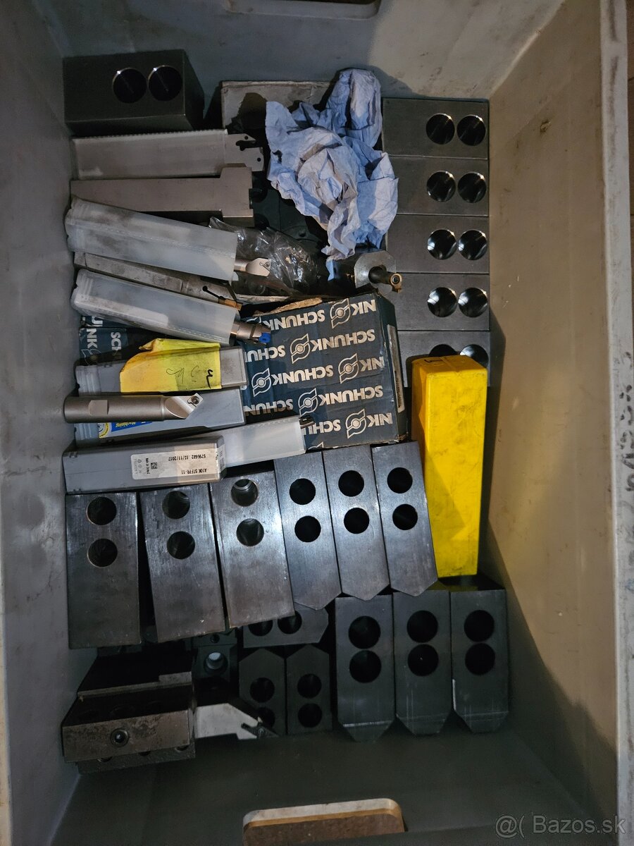 Výbava na CNC sústruh - 2