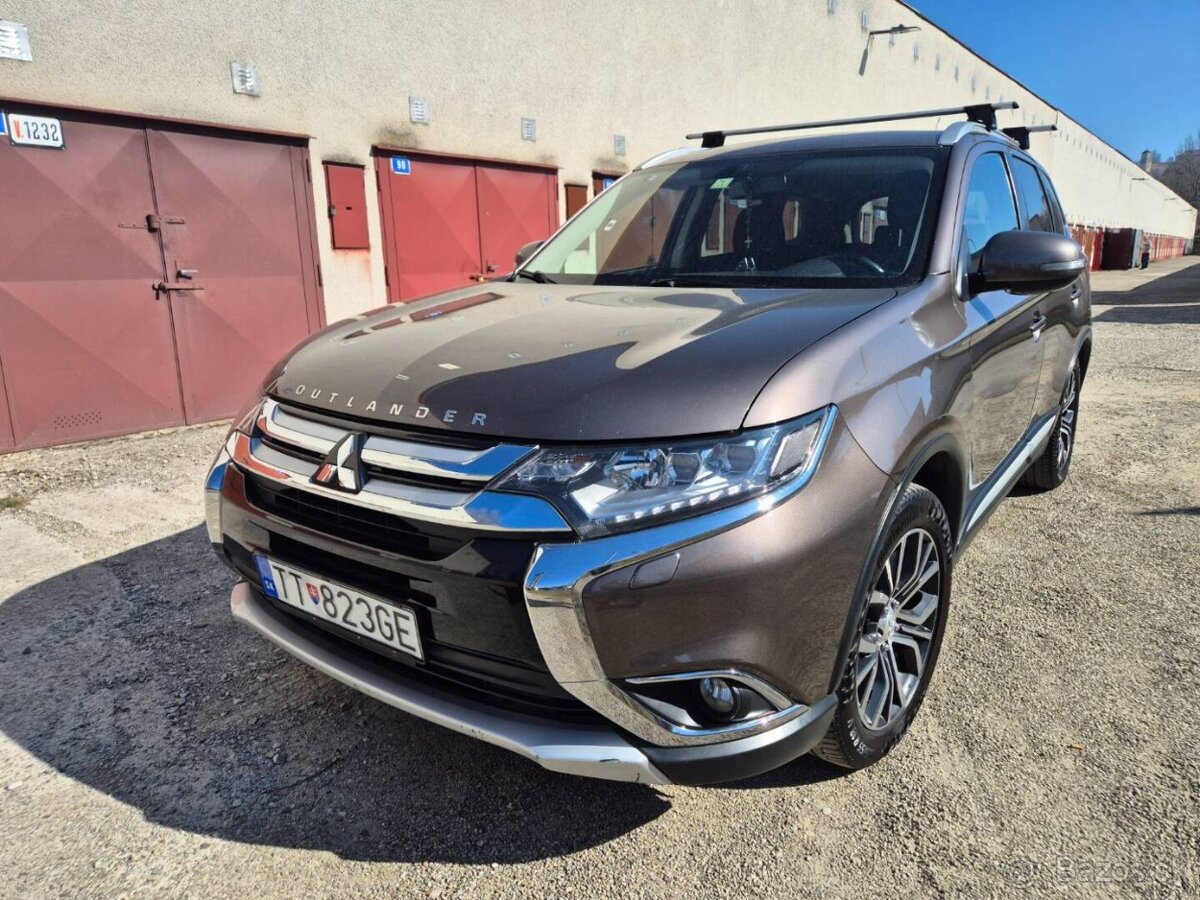 Mitsubishi Outlander 2.2D 4x4 2015 - 2