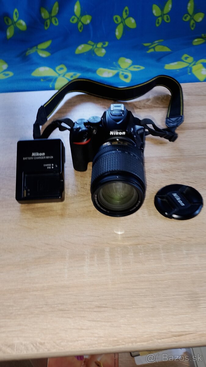 Nikon D560 - 2