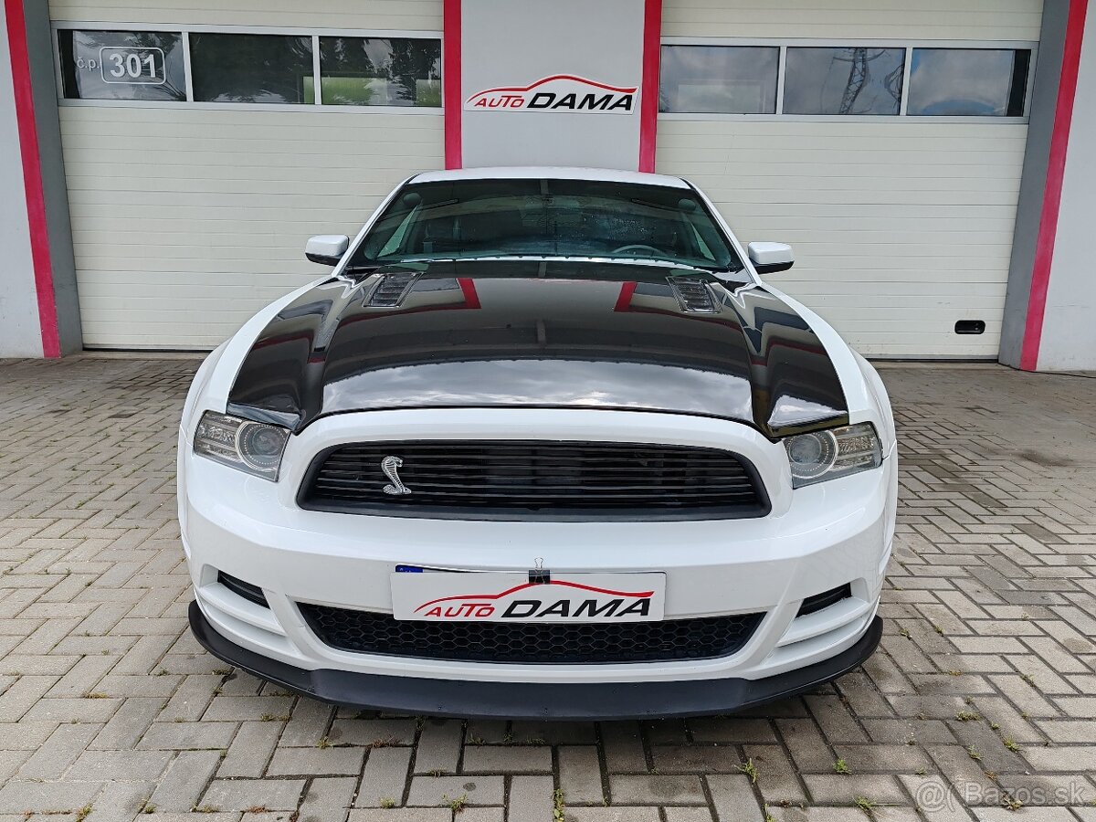 Prodám Ford Mustang 5.0 GT - 2