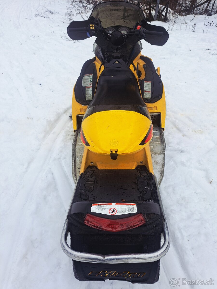 Ski-Doo MXZ 600 SDI - 2