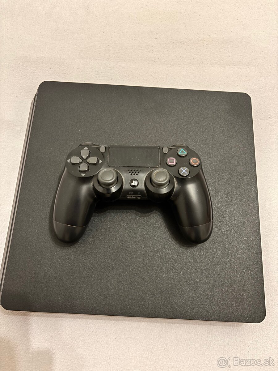 PS4 Slim 1TB - 2