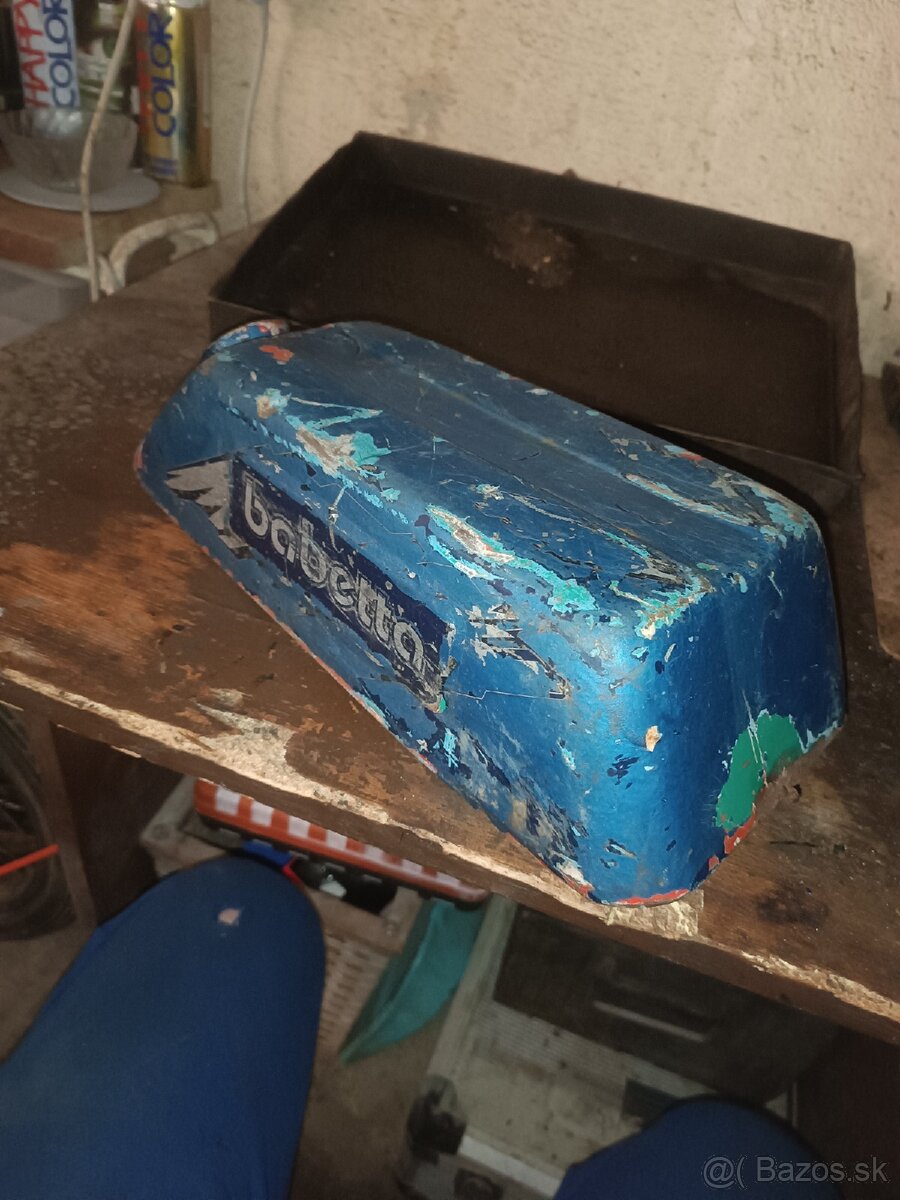 Nádrž na babetu 210 - 2