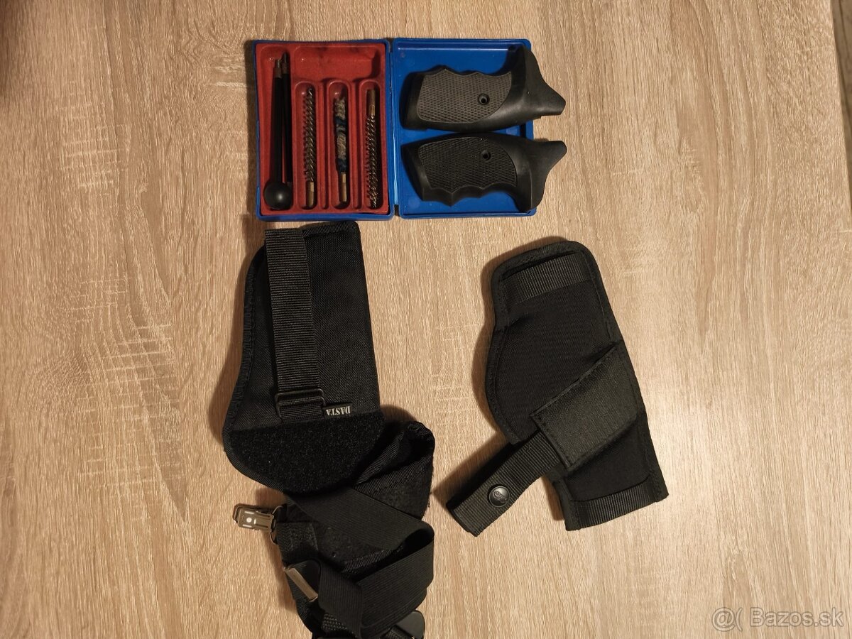 Revolver Holek 261 22LR, valec 22WMR - 2