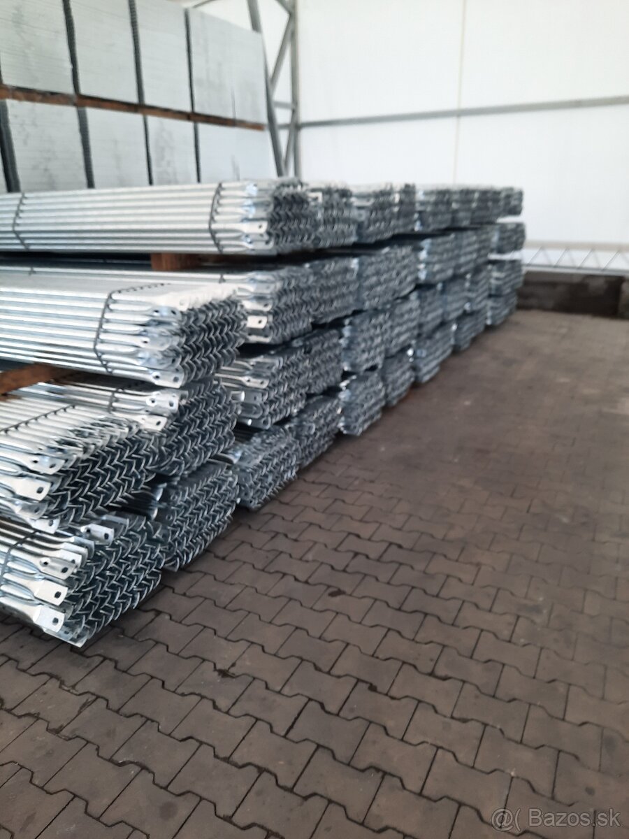 Lešenie fasádne nové 380m2 EDX70 P70 - 2