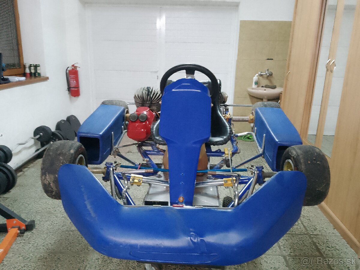 Predám motokáru 16hp - 2