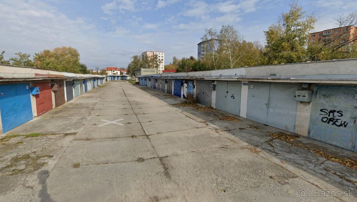 Garáž na prenájom - Pri zámku (Čabelku) - Holíč - 2