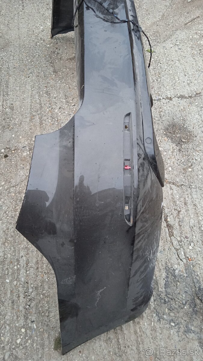 Zadny naraznik superb2 combi predfacelift - 2