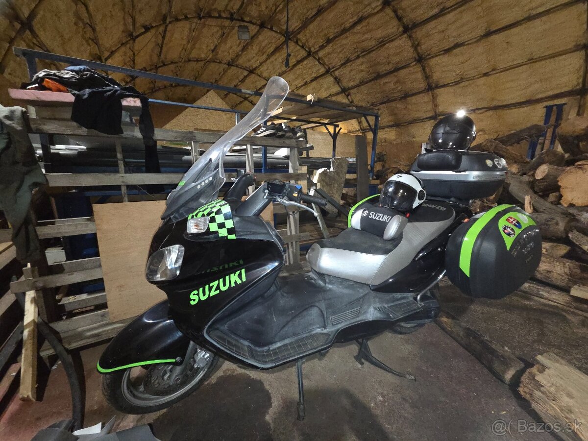 Suzuki Burgman 650 - 2