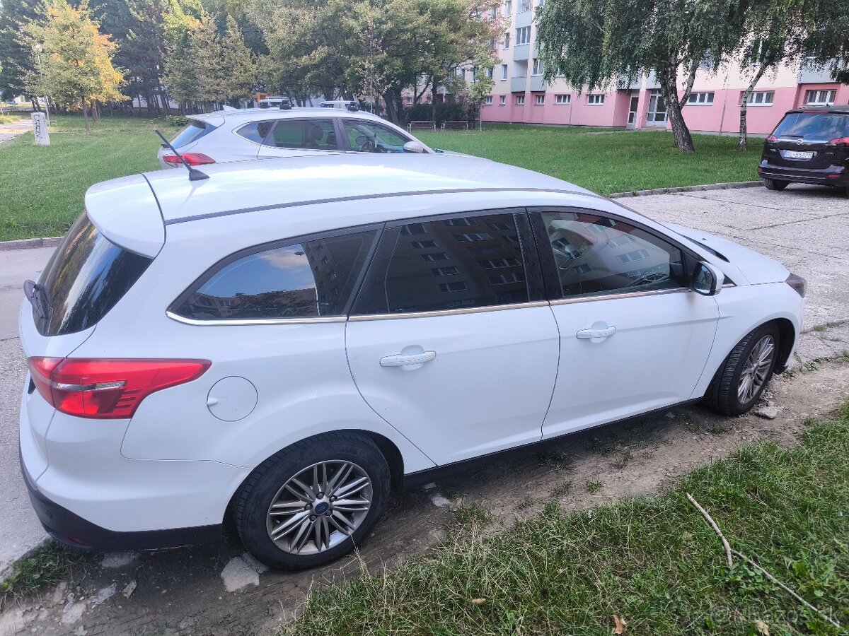 Ford FOCUS kombi aj výmena - 2