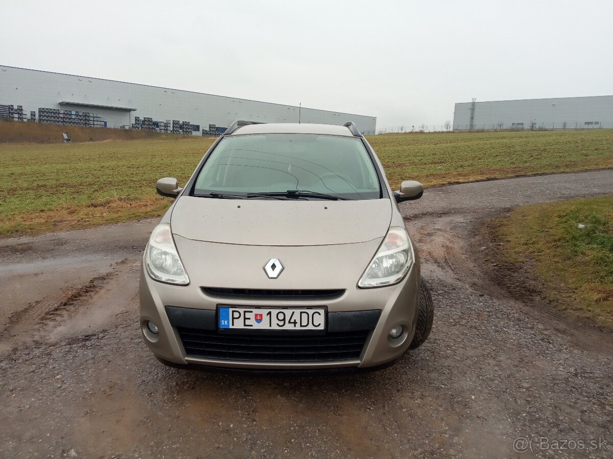Predám Renault Clio 3 1.2 benzín 55kw r.v.2009 - 2