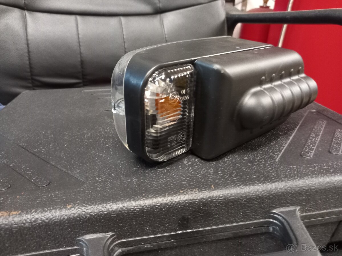 Svetlo Zetor Proxima Forterra - 2