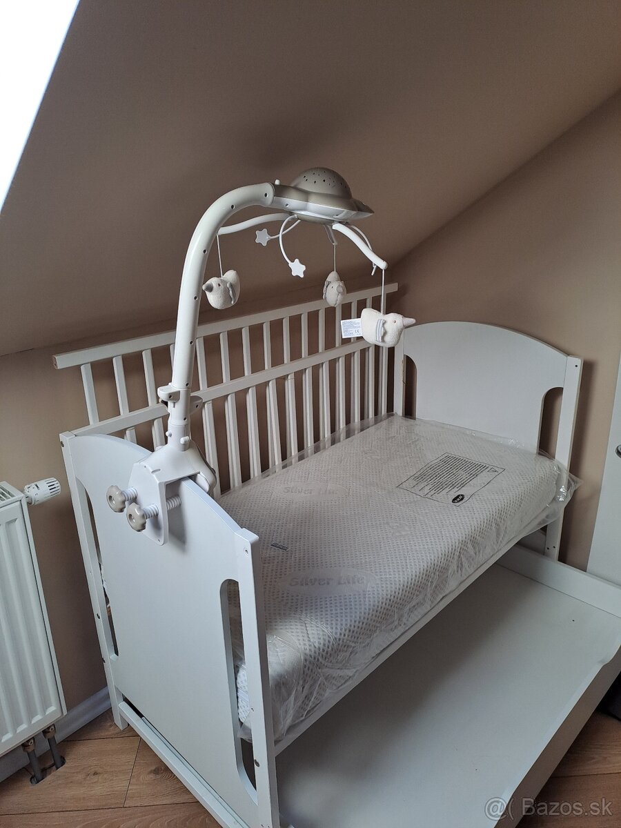 Detská postieľka s matracom (biela, ako nová) - 2