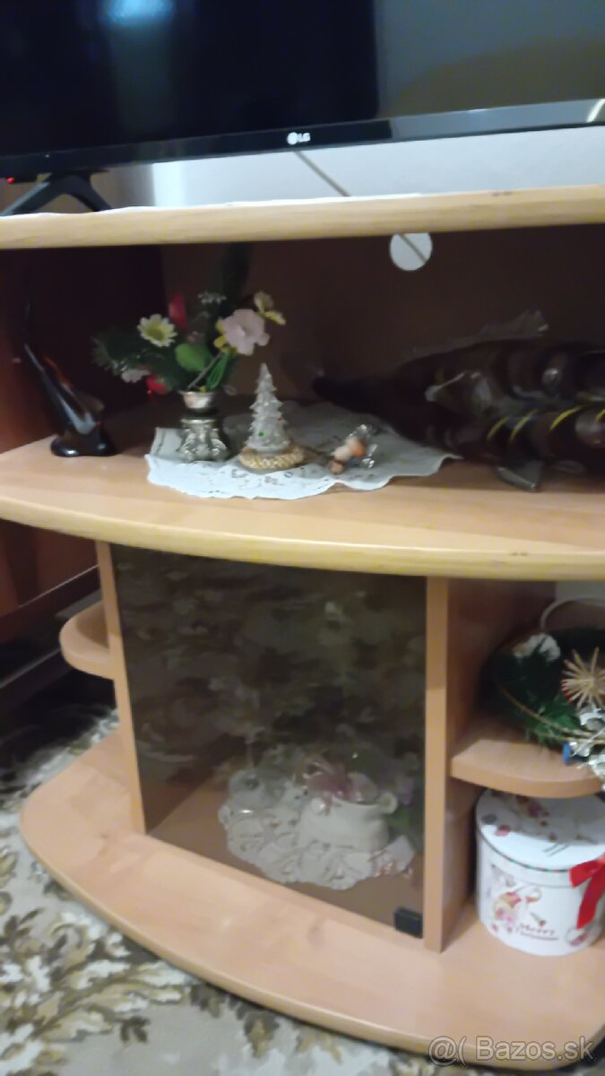 TV stolík - 2