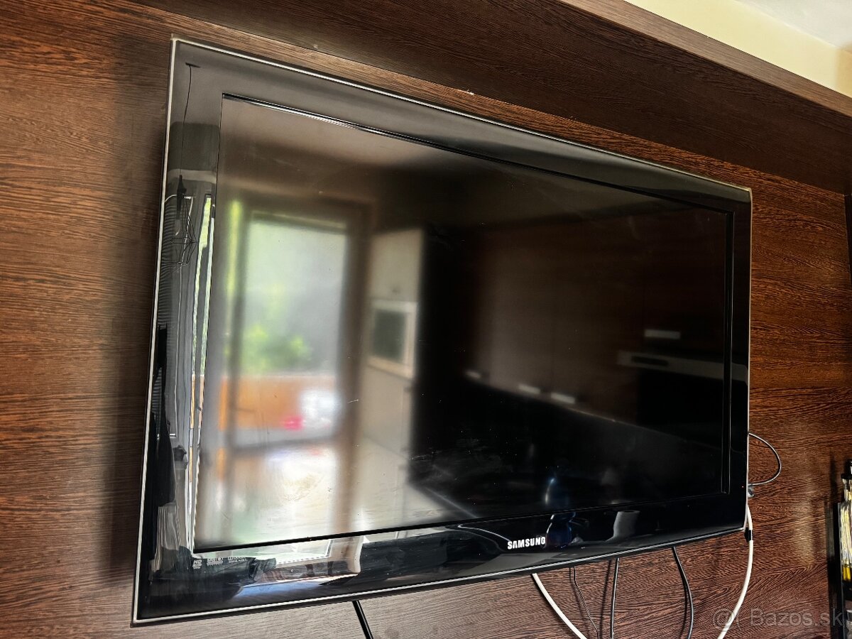 40" Full HD LCD televízor Samsung LE40B550 - 2
