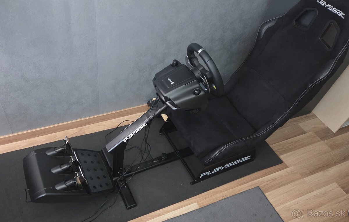 Playseat a logitech g920 - 2