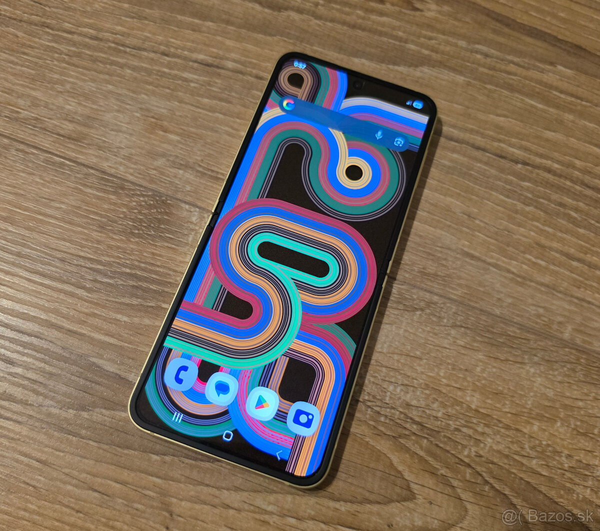Samsung Galaxy Flip 6 Olympic Edition - 2