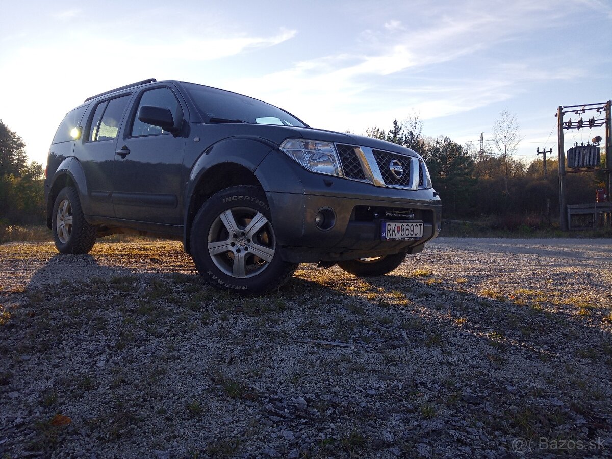 Nissan Pathfinder r51 2.5 - 2
